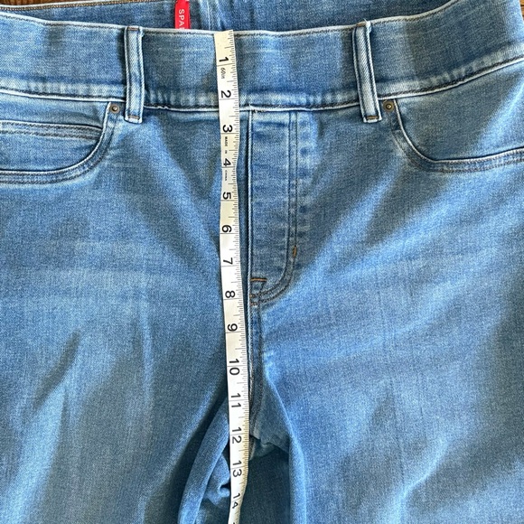 SPANX Flare Jeans in Stonewashed Blue, Size 1X 20960R, Pull On Stretch, EUC - Picture 6 of 8